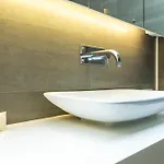 Wave Break 아파트 *