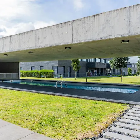 Apartment Wave Break *